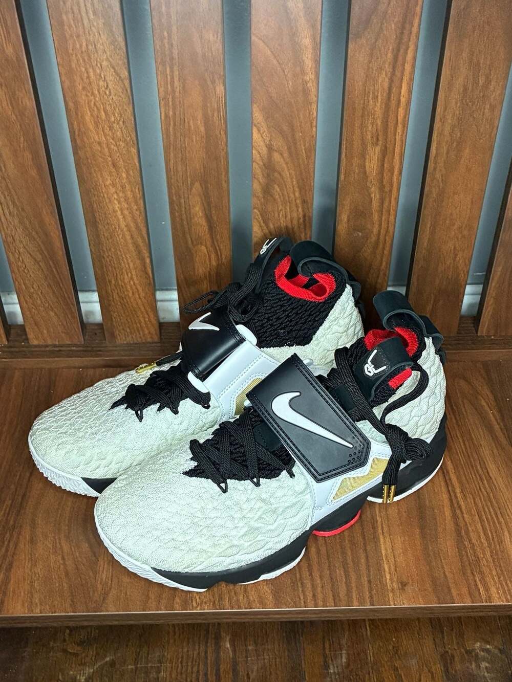 Nike LeBron 15 Diamond Turf PE White Black Red Sneakers